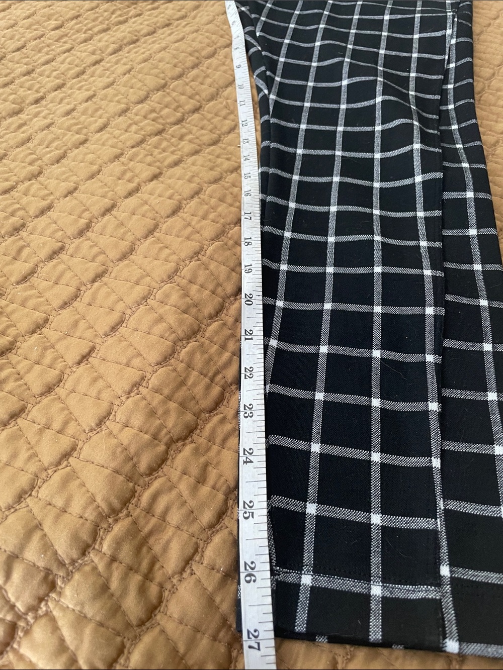 Lysse Black Windowpane Knit Pants - Picture 4 of 4
